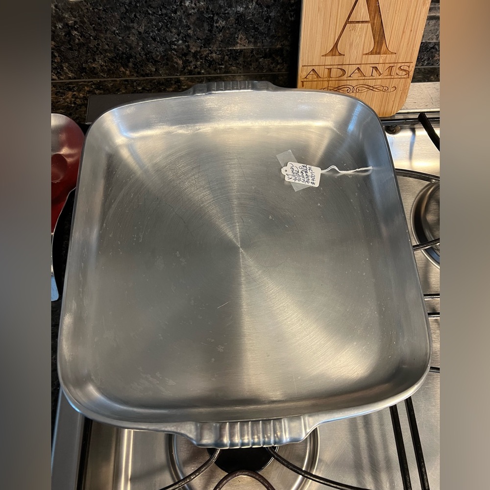 Vintage Wagner Ware Sidney 0 Magnalite Bake and Roast Pan, #4007M
USA